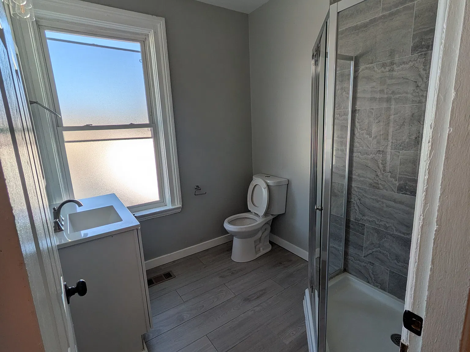 2 bed, $1,550 — Photo 3