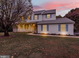 833 Pine Heights Rd, Reading, PA 19605