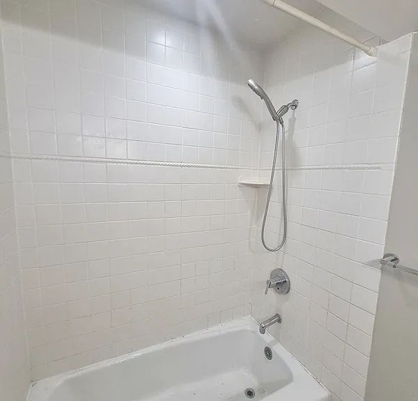 2404 Barracks Ct #1 — Photo 12