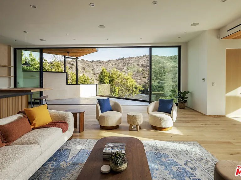 3755 Camino De La Cumbre — Photo 4