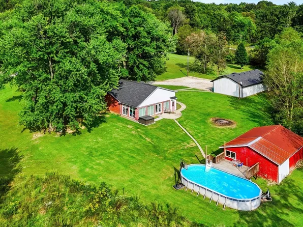 2261 Hinson Rd, Martinsville, IN 46151