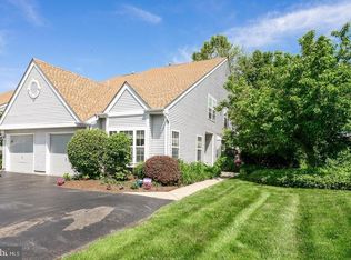 16 Cypress Ct, Bordentown, NJ 08505
