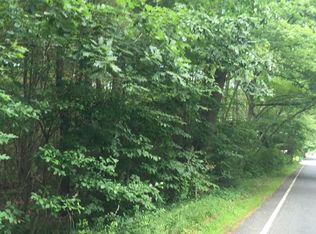 105 Balcom St, Mansfield, MA 02048