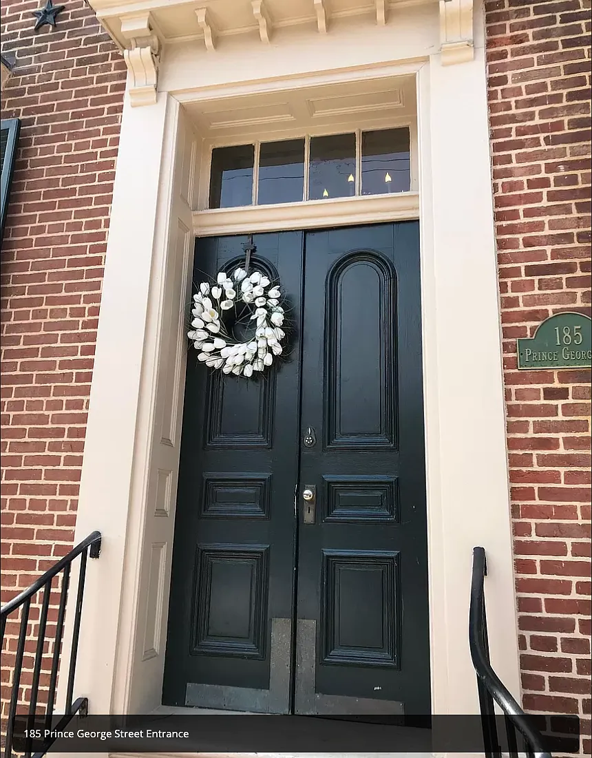 1 bed, 1200 sqft, $2,400 — Photo 2