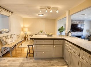 13 Longmeadow Rd, Medfield, MA 02052