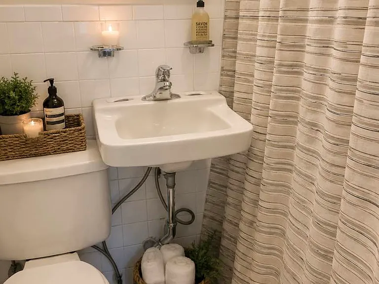 232 E 81st St #4B — Photo 3