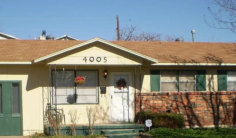 1st image of 4005 NW Lindy Ave