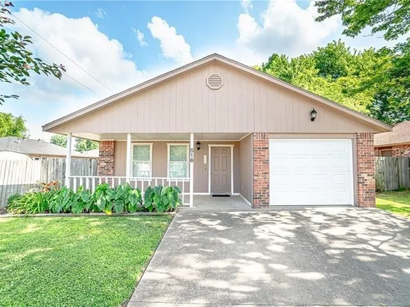 516 Hill Cir, Centerton, AR 72719
