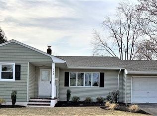 333 Saint Johns Pl, Bound Brook, NJ 08805