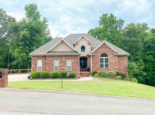 406 River Oaks Blvd, Searcy, AR 72143
