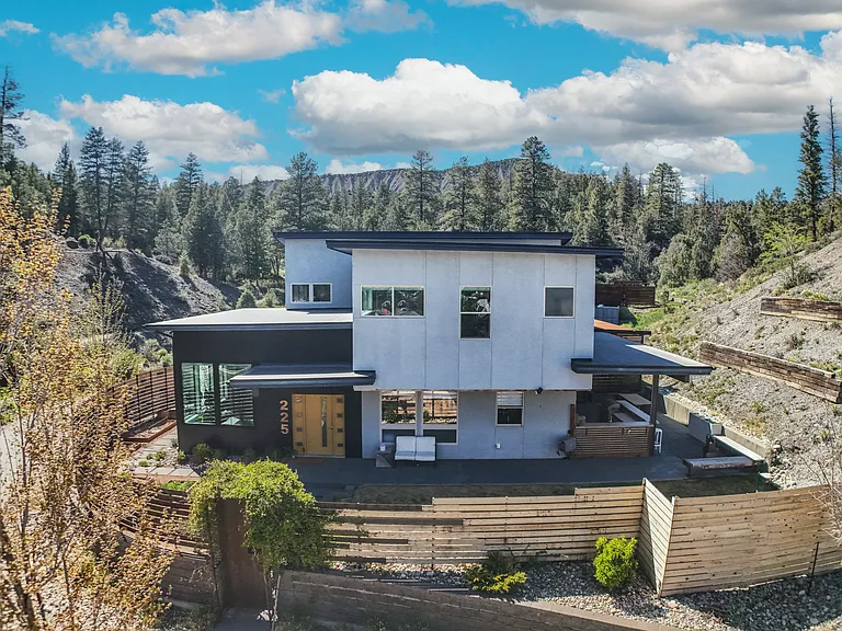 225 Ella Vita Ct — Photo 2