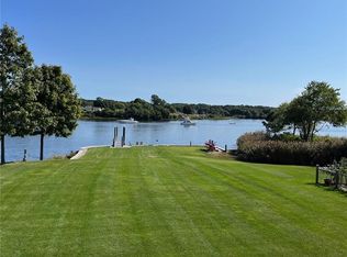 147 River Rd, Pawcatuck, CT 06379