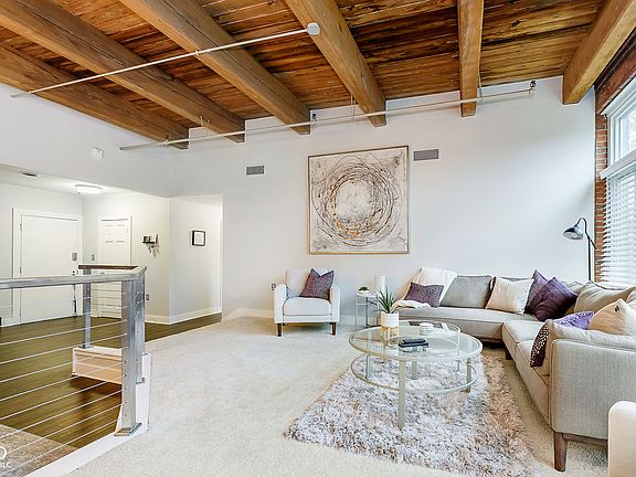 5th image of 430 N Park Ave Unit 204