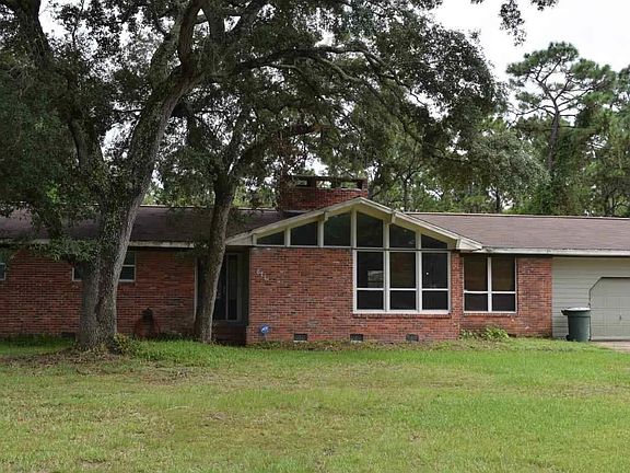3rd image of 671 Halcyon Dr