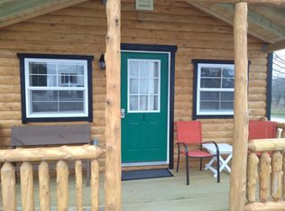 17 School St, Winterport, ME 04496