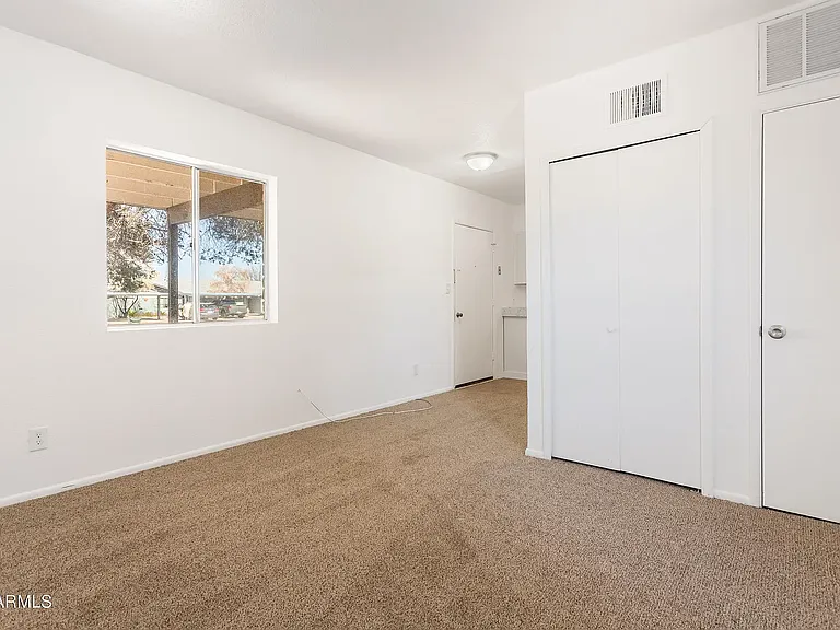 1280 Plaza Maria #B — Photo 9