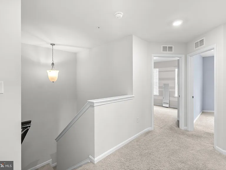 9715 Summerton Dr — Photo 29