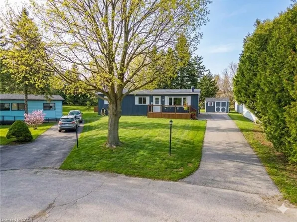 157 Maple Cres, Hamilton, ON K9A 4J9