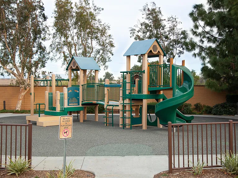 Community tot lot