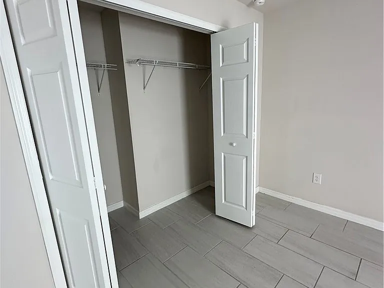 1027 Andalusia Blvd — Photo 5