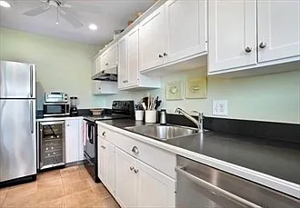 175 Beach Ave #3 — Photo 10