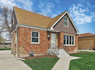 4834 W 98th Pl, Oak Lawn, IL 60453