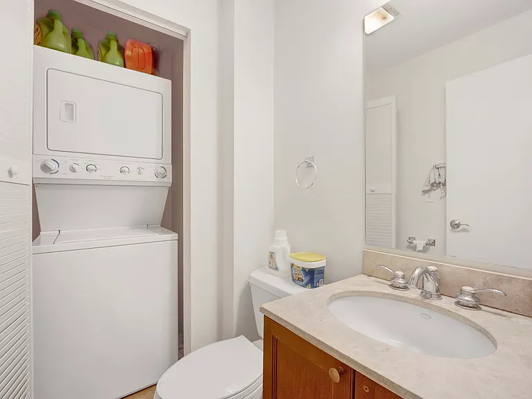 3500 N Racine Ave #1 — Photo 17