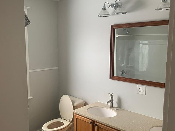 3rd image of 111 N Hickory St #1-2-3