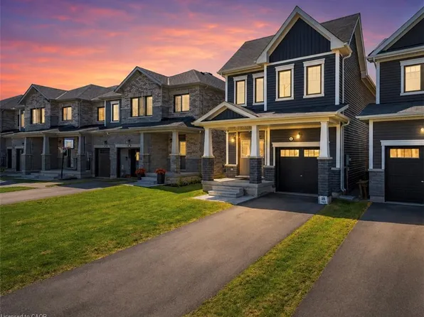 305 Vanilla Trl, Thorold, ON L2V 0K8