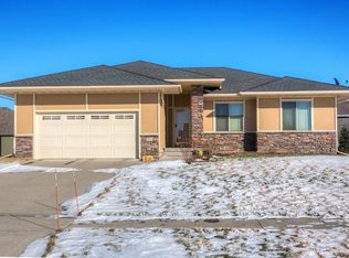 4913 NE Trilein Dr, Ankeny, IA 50021