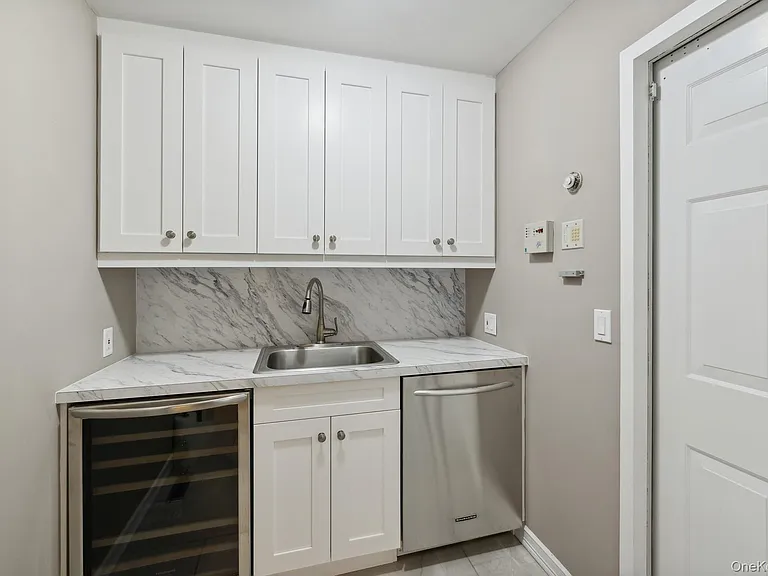 62 Beach Ln — Photo 6