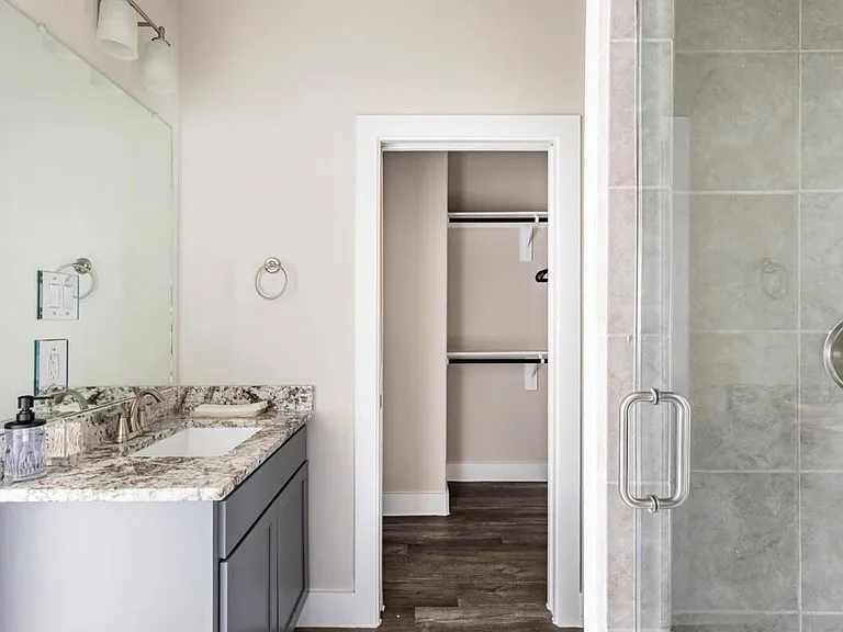 1740 Cove Crescent Ct — Photo 34