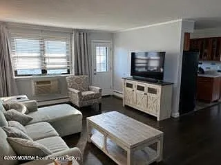 88 Wharfside Dr — Photo 5