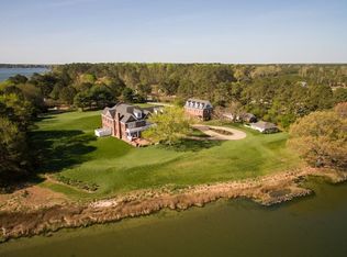 8473 Baileys Wharf Rd, Gloucester, VA 23061