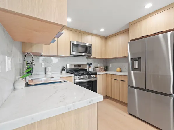 15065 Henley Dr, Westminster, CA 92683