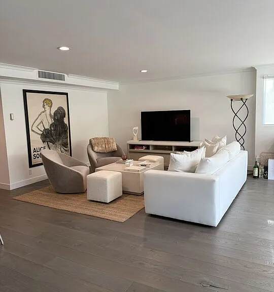 865 Comstock Ave #3E — Photo 1