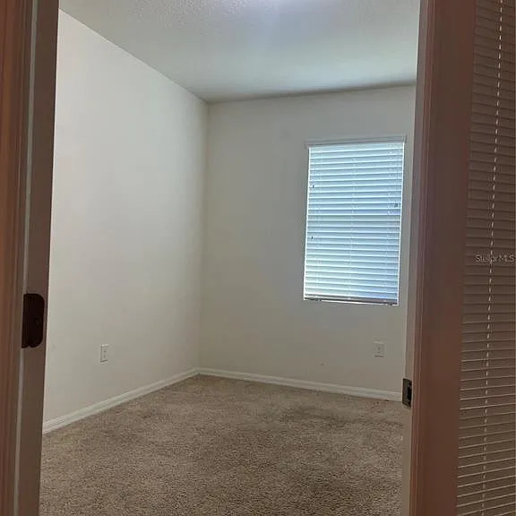4552 SW 65th Pl — Photo 15