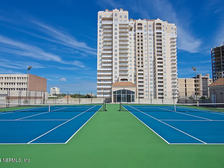 400 E Bay St #402 — Photo 39