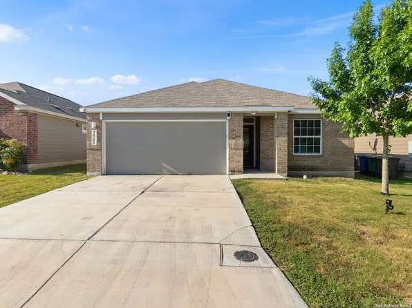 10306 Midsummer Mdw, Converse, TX 78109