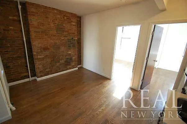Rented by REAL New York | media 25