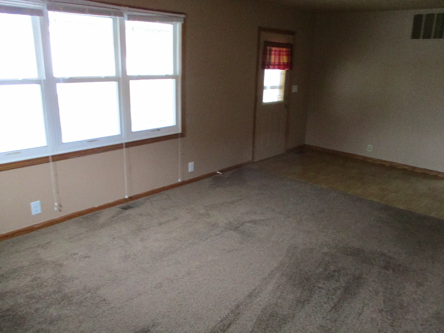 4705 N 26th 1/2 Street - 1 — Photo 3