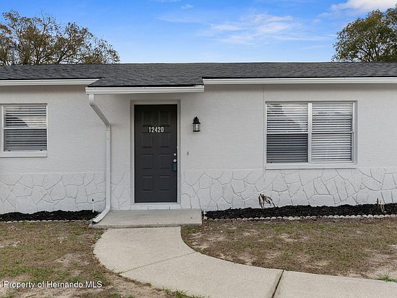 3rd image of 12420 Lombardy St