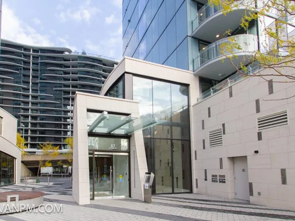 87 Nelson St #1481, Vancouver, BC V6Z 0E7