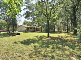 9452 E 460th Rd, Claremore, OK 74017