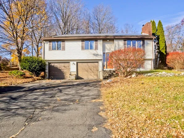 239 Park St, Easthampton, MA 01027