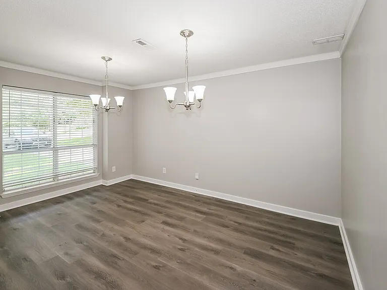 100 Bath Cir — Photo 6