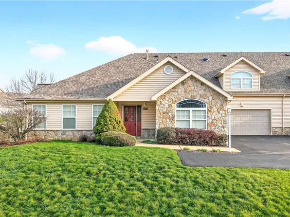 6034 Triple Crown Cir, Greensburg, PA 15601