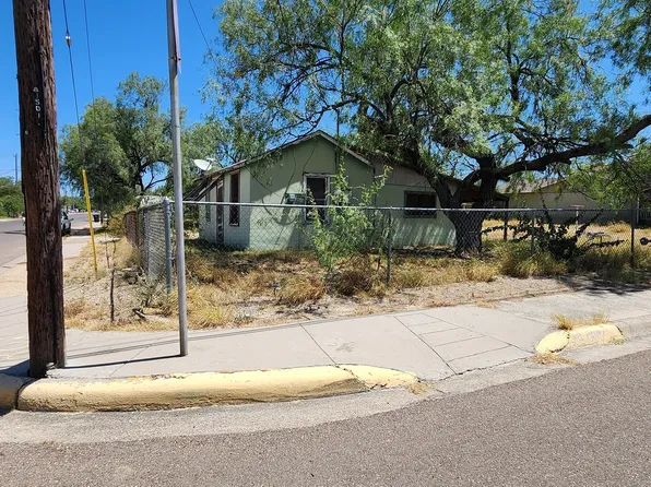 887 AUSTIN ST, Eagle Pass, TX 78852