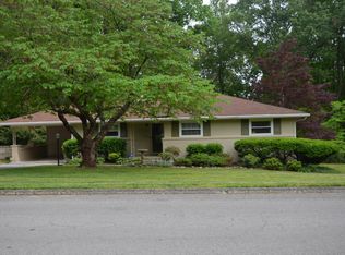 847 W Outer Dr, Oak Ridge, TN 37830