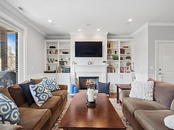 3rd image of 3717 N Ashland Ave #2S